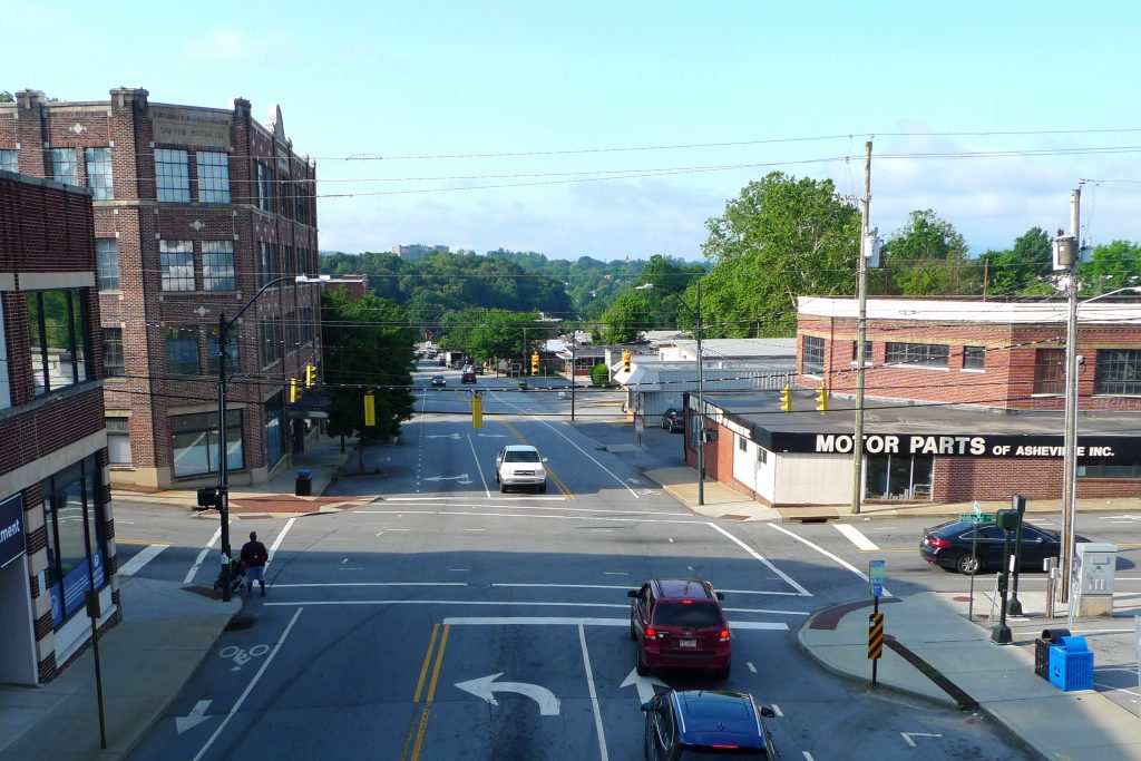 Image: Looking south, aerial view, from Hilliard looking down Coxe Ave